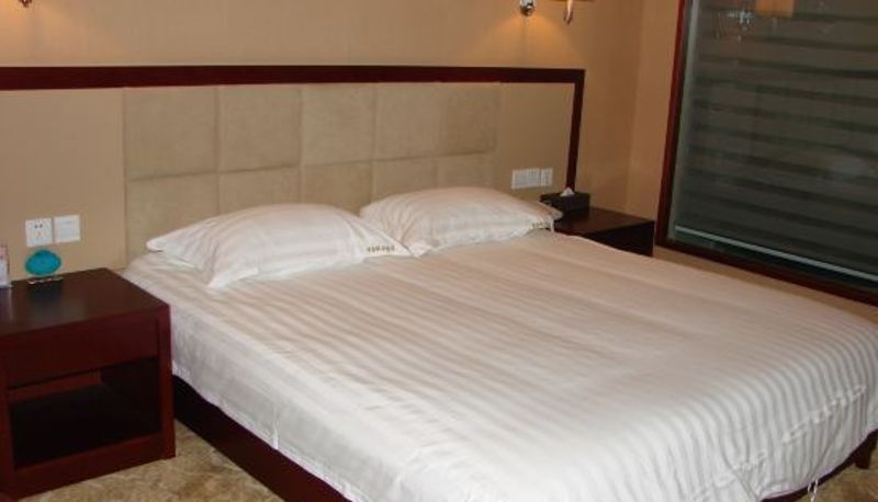 Camera business - GreenTree Alliance Hotel (Bandao Holiday Hotel)