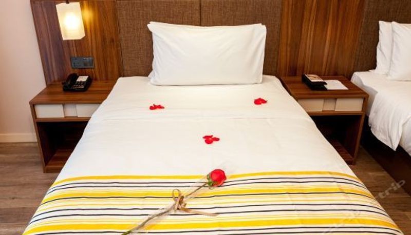 Superior-Zimmer - Home Inn Plus (Dongying Financial Port)