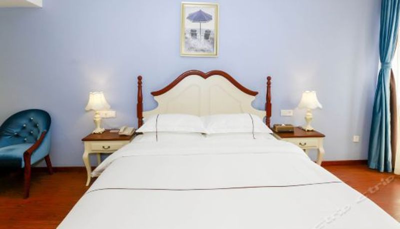 Chambre Business - Laiya Boutique Hostel