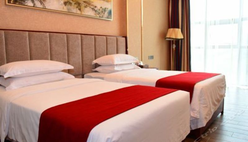 Camera business - Long Zhou Hotel