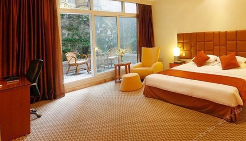 Camera business - Milky Way Hotel (Chongqing Jiefangbei Center)
