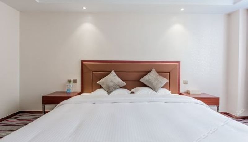 Suite - Ocean Sunrise Hotel