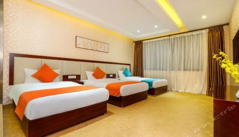 Habitación triple - Jinshe Hotel