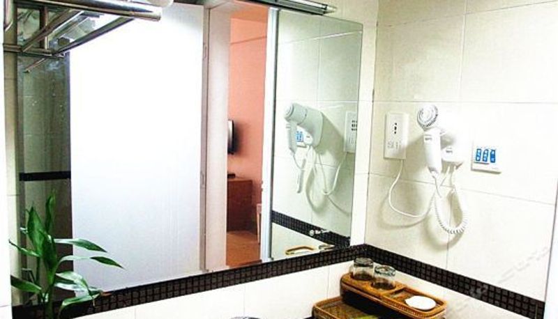 Vista interna - Landscape Theme Hotel (Sanya Dadonghai)