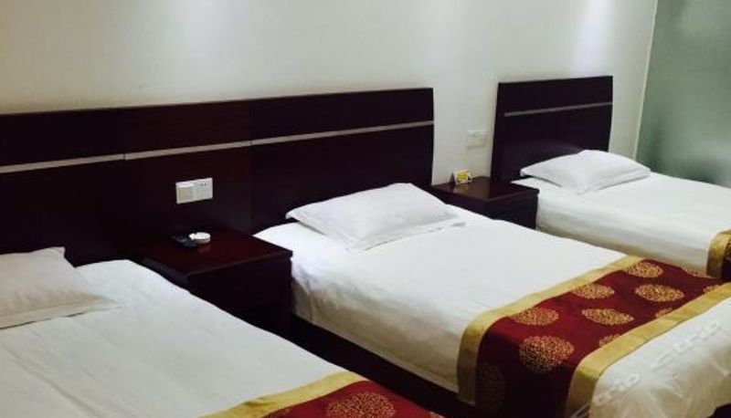 Dreibettzimmer - Putuo Jindao Hotel
