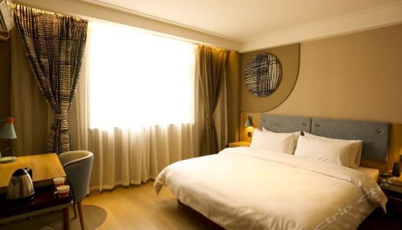 Camera business - Home Inn (Yingkou Bayuquan Kunlun Street)