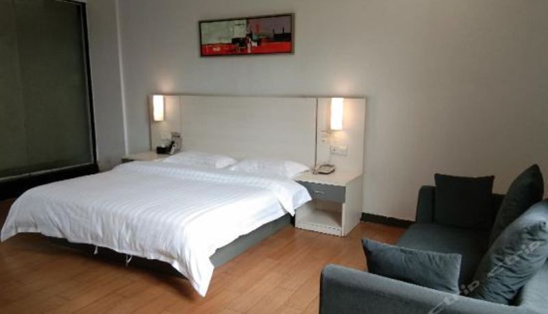 Camera business - Nuoting Hotel-Shaoguan Beijiang Bridge