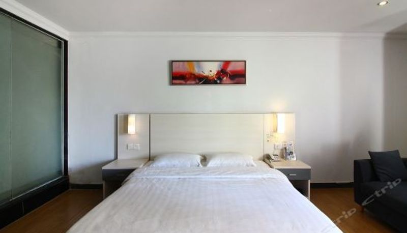 Camera business - Nuoting Hotel-Shaoguan Beijiang Bridge