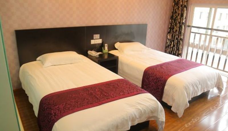 Suite - City 118 Chain Inn Huangshan High Speed Rail Station