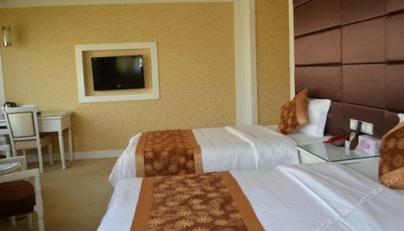 Camera business - New Window Hotel Chain (Panzhihua Zhuhu Garden)