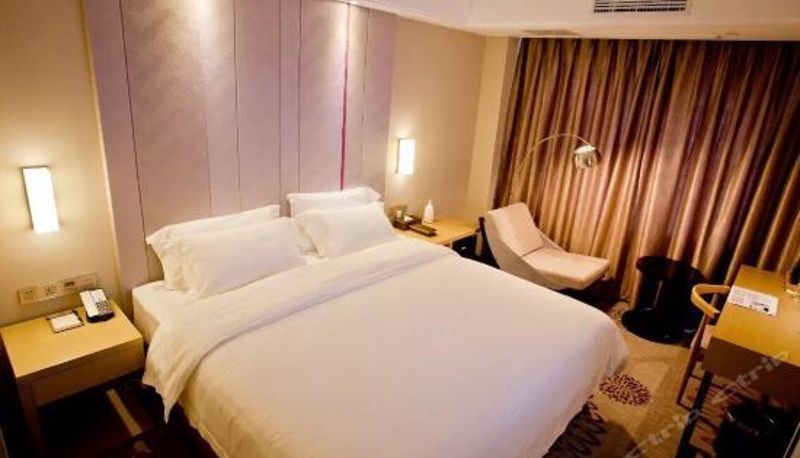 Superior room - ZMAX Hotel (Yantai Shimao Binhai Plaza)