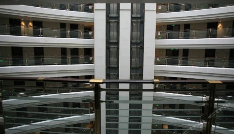 Widok na zewnątrz - Manhome Short-term Rental Apartment (Qingdao Victoria Plaza)