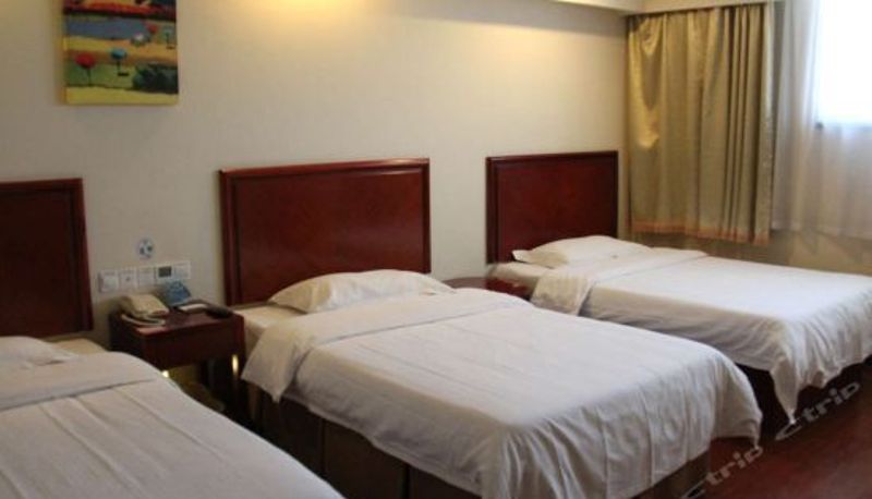 Driepersoonskamer - Greentree Inn Zhangjiakou Xuanhua Boju Business Hotel