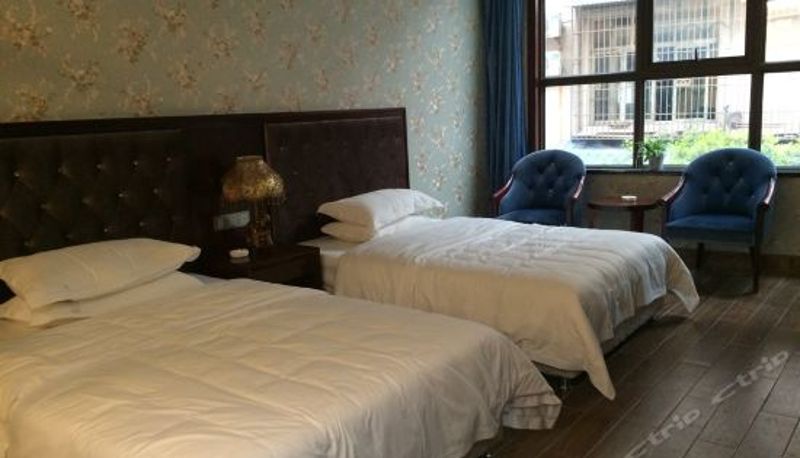 Suite - 遂宁市立品阳光酒店