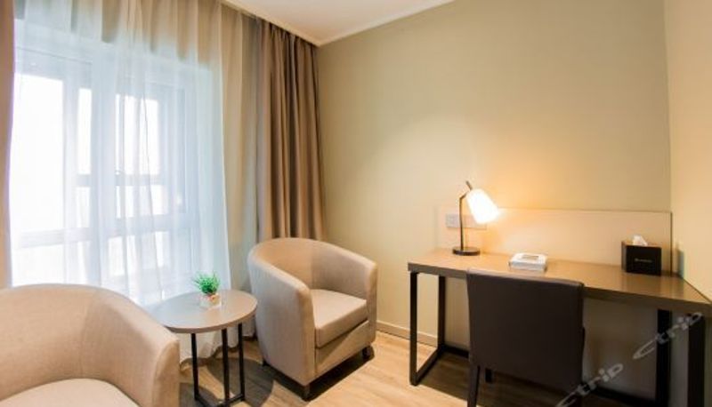 Camera business - Home Inn Plus (Shenyang Shenbei University)