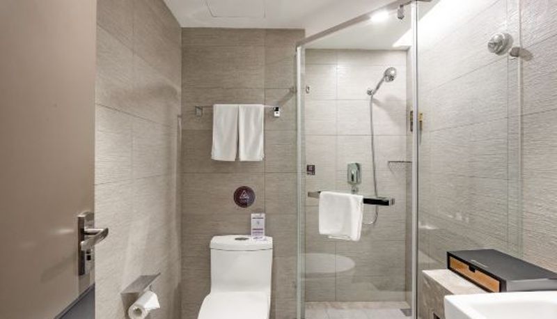 Camera business - Home Inn Plus (Shenyang Shenbei University)