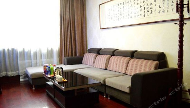 Suite - 呼和浩特誉轩商务酒店