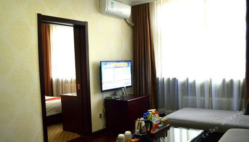 Suite - 呼和浩特誉轩商务酒店