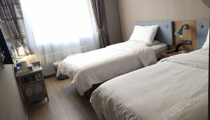 Standardzimmer - Home Inn (Huhehot Zhelimu Road)