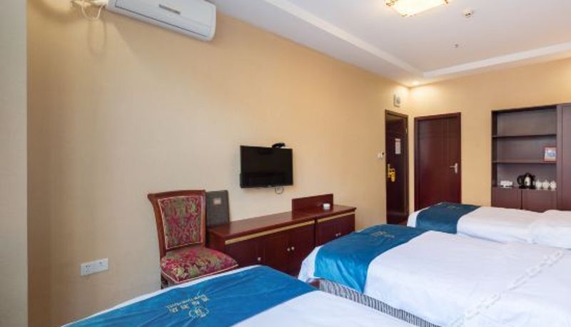Tripla - Shanyuan Hotel (Chongqing Jiangbei Airport Southwest University of Political Science and Law)