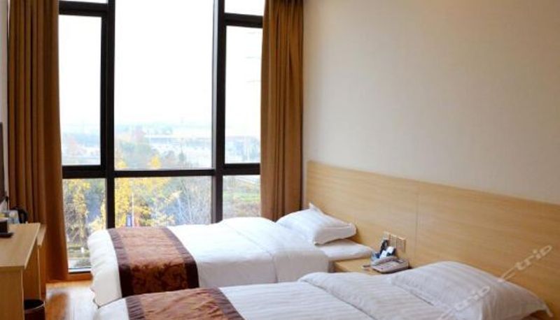 Standardzimmer - Chongqing ganghuishangwujiudian