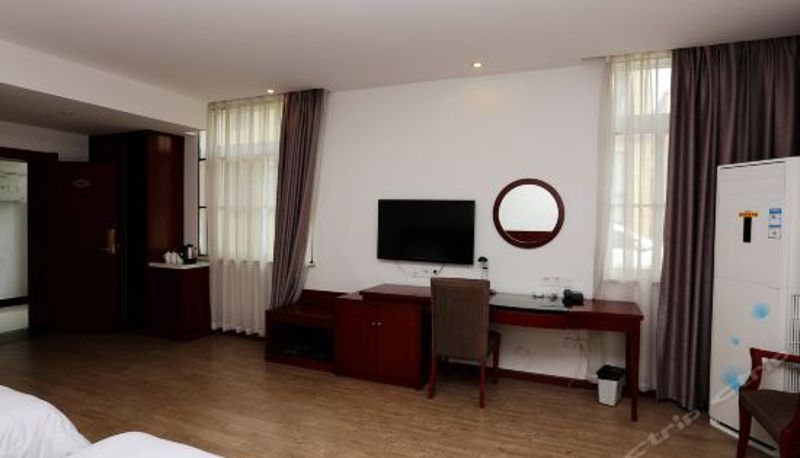 Tripla - Tianxinglou Hotel