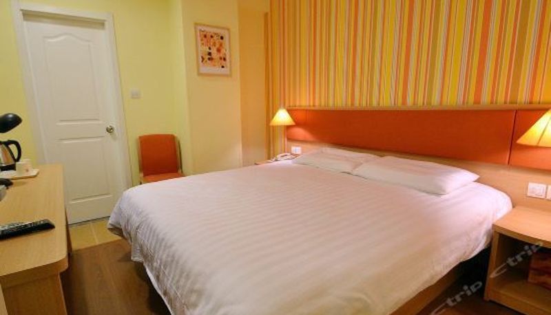 Camera business - Home Inn (Nanjing Jiangsu Road)