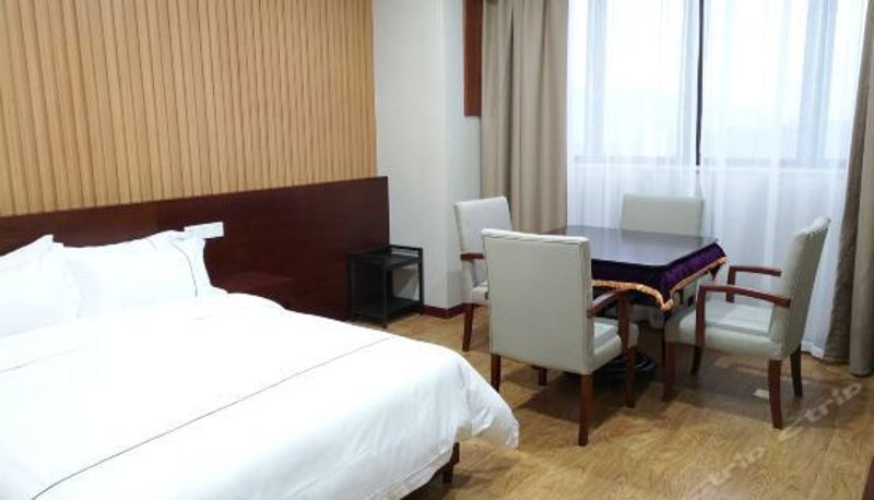 Camera business - SNUGGERY HOTEL