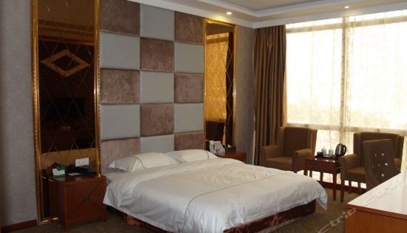 Habitación de categoría superior - Lijing Holiday Hotel