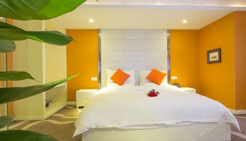 Suite - VTO Scene Hotel
