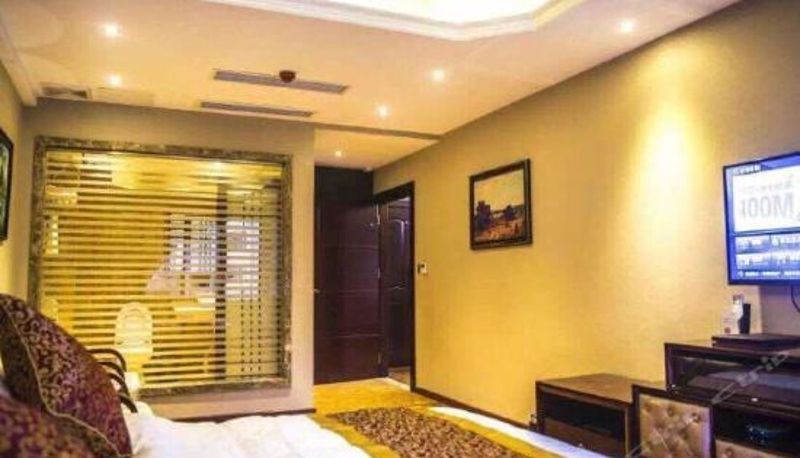 Standard room - Kaidi Business Hotel