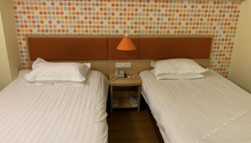 Standardzimmer - Home Inn (Nanjing Xinjiekou Daxinggong Metro Station Presidential Palace)
