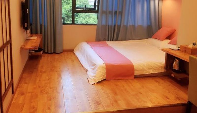 Standard room - 重庆忆家酒店
