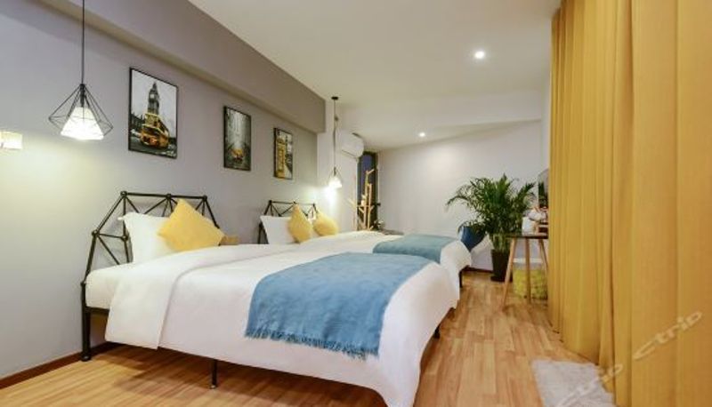 Suite - Honeymoon Time