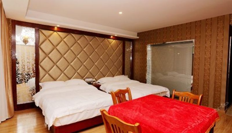 Suite - Golden Shell Hotel