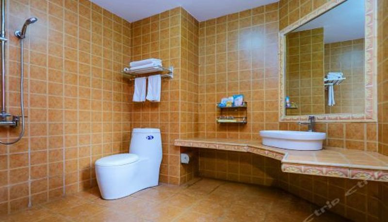 Suite - Sunny Longtime Inn