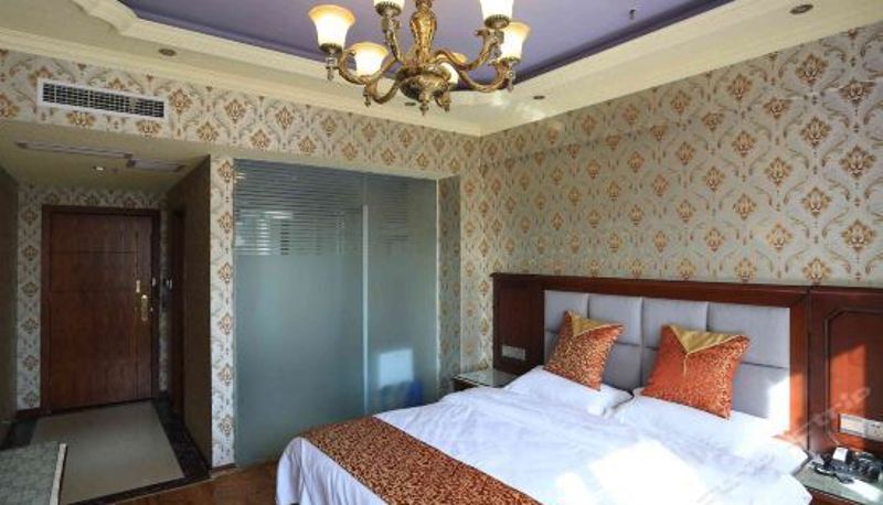 Suite - Yiyou Hotel
