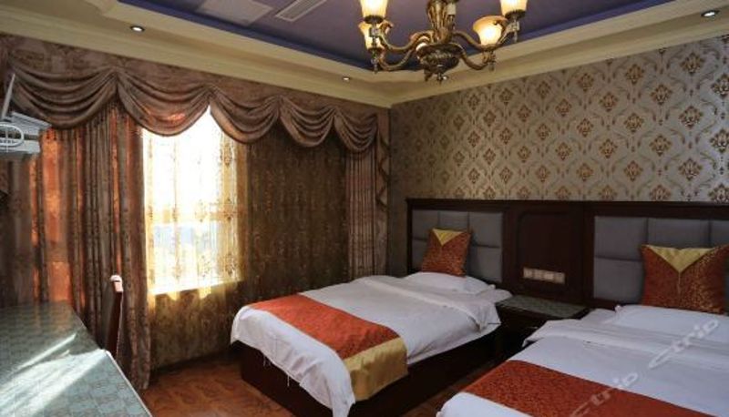 Suite - Yiyou Hotel