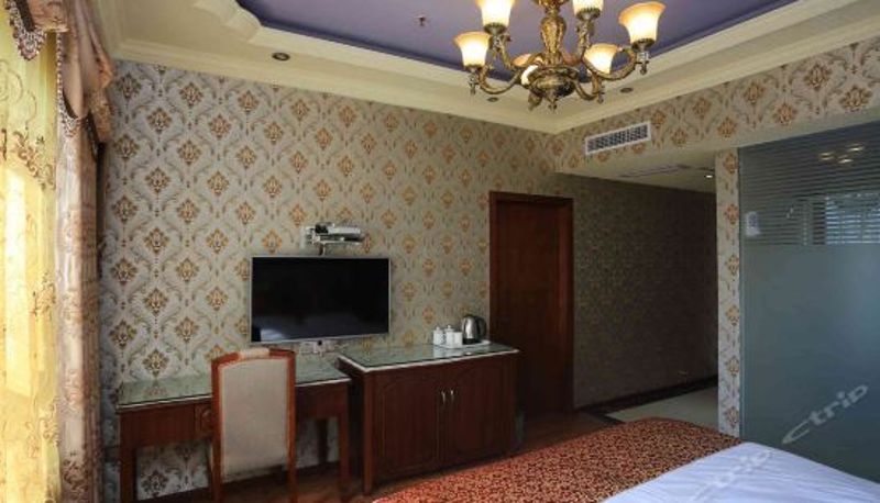 Suite - Yiyou Hotel