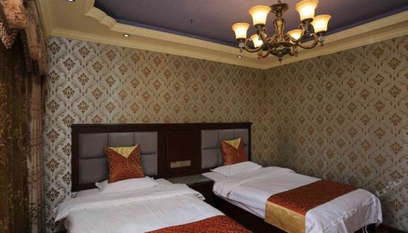 Suite - Yiyou Hotel
