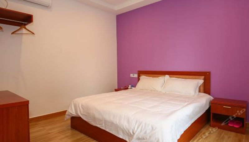 Camera business - Yuema Hostel