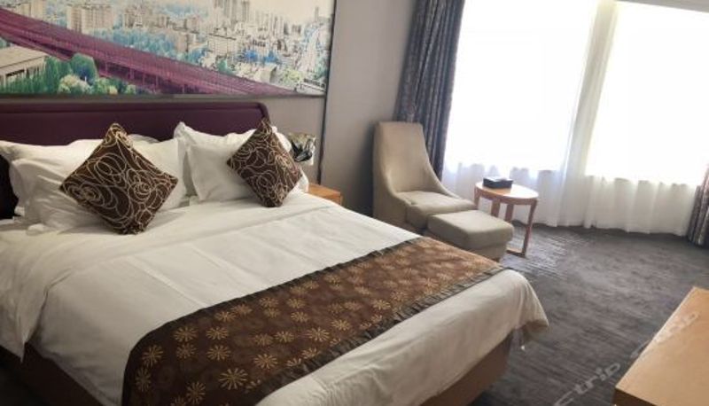 Camera business - New Beacon International Hotel (Wuhan Xudong Metro Station)