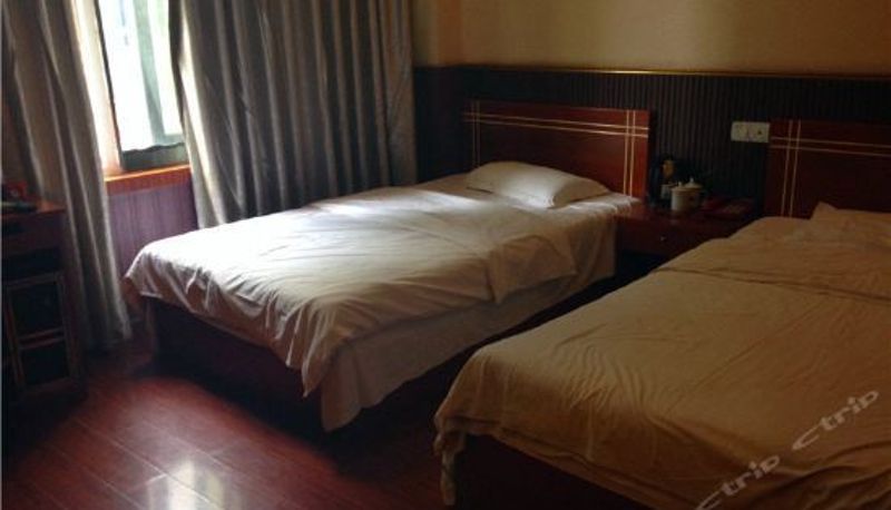 Pokój typu standard - New World Business Hotel