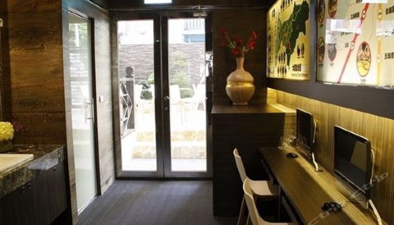 Reception - 高雄旅行家商务旅馆