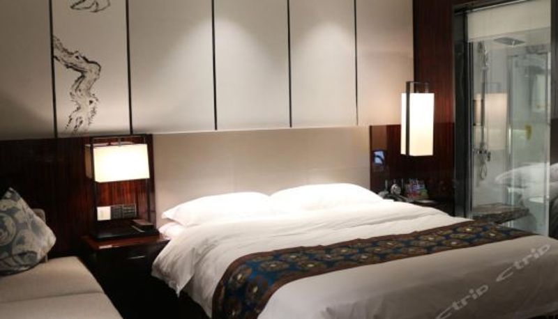 Suite - 贵港保时达酒店