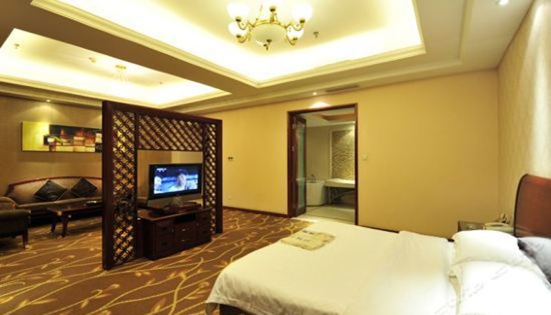 Suite - 朔州圣厚源大酒店