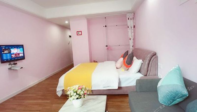 Camera business - Best International Apartment Hotel (Heyuan Jianji Plaza)
