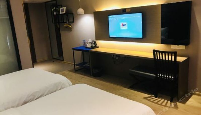 Business-Zimmer - 雅斯特酒店(咸宁温泉财富广场店)