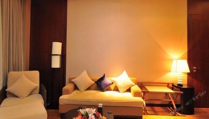 Suite - 三江森林温泉杜马仕酒店(原三江森林温泉度假酒店)