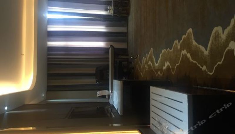 Dreibettzimmer - 那曲三谊大酒店